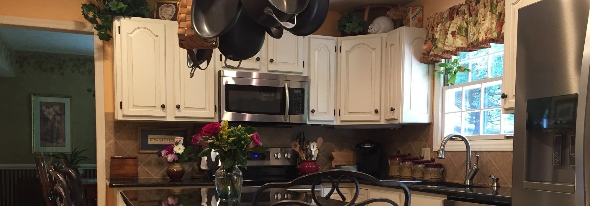 Kitchen with Appliances